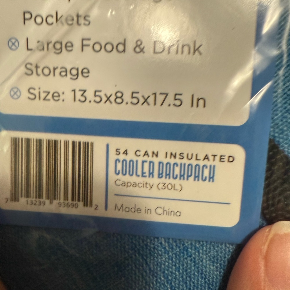 Oceanside 54 CAN INSULATED COOLER Backpack-NEW - Picture 4 of 4